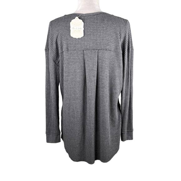 Altar'd State Thermal Top Charcoal Gray Waffle Small New - Picture 10 of 10